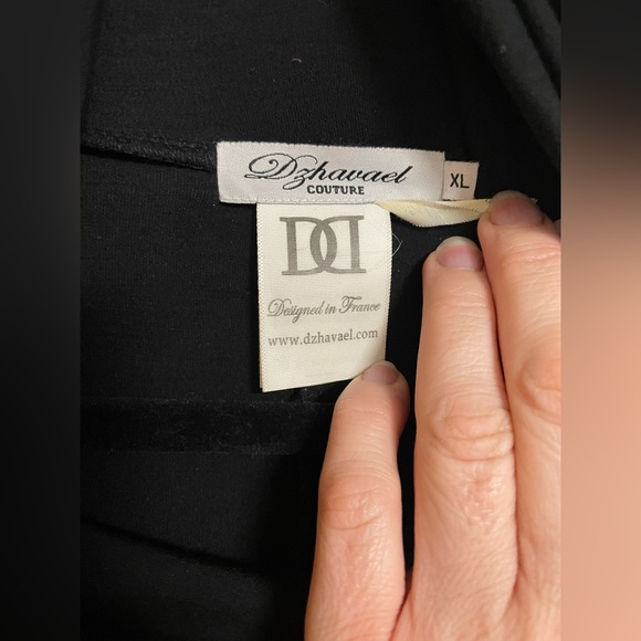 Tunic with Animal Print and cowl neck - Picture 5 of 5